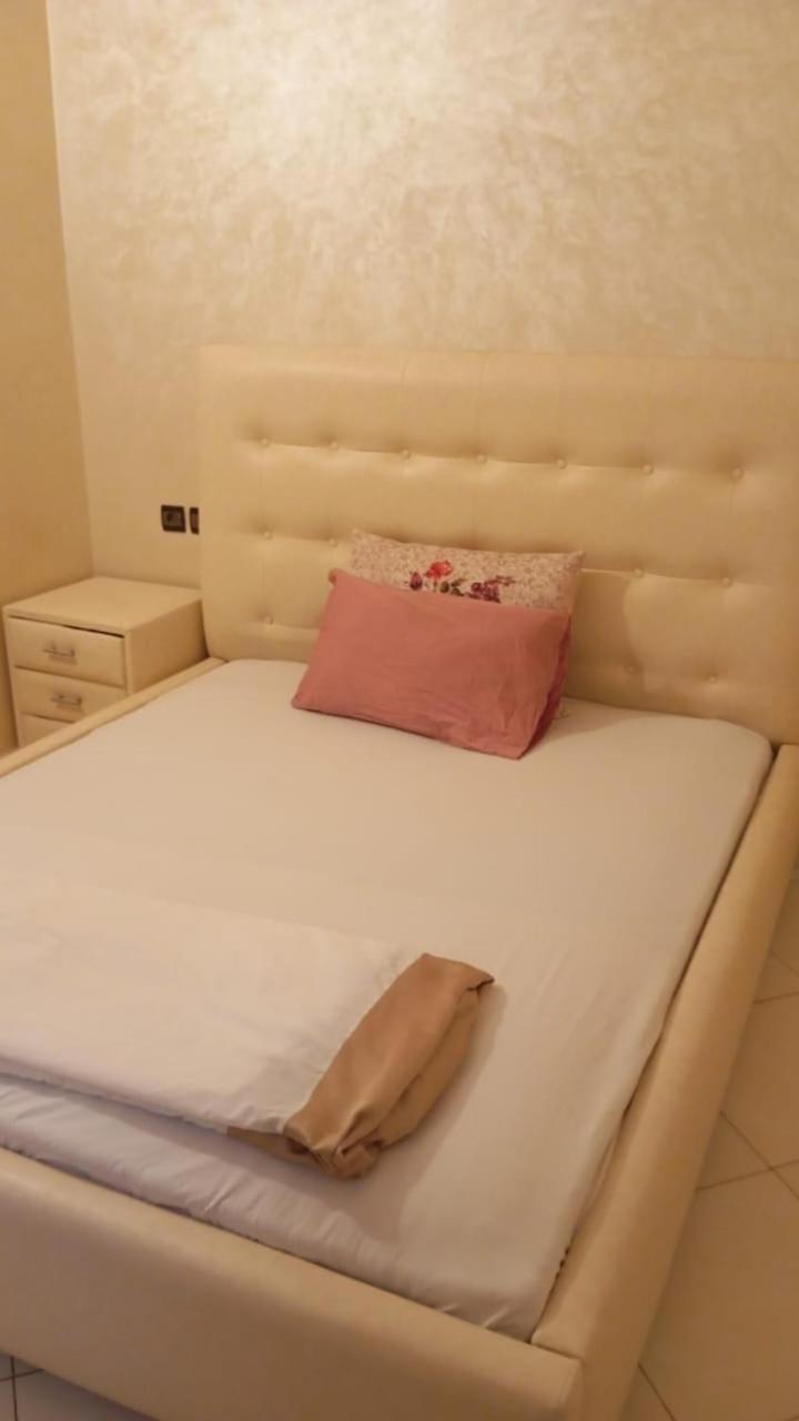 B 1 Apartment Fes Luaran gambar